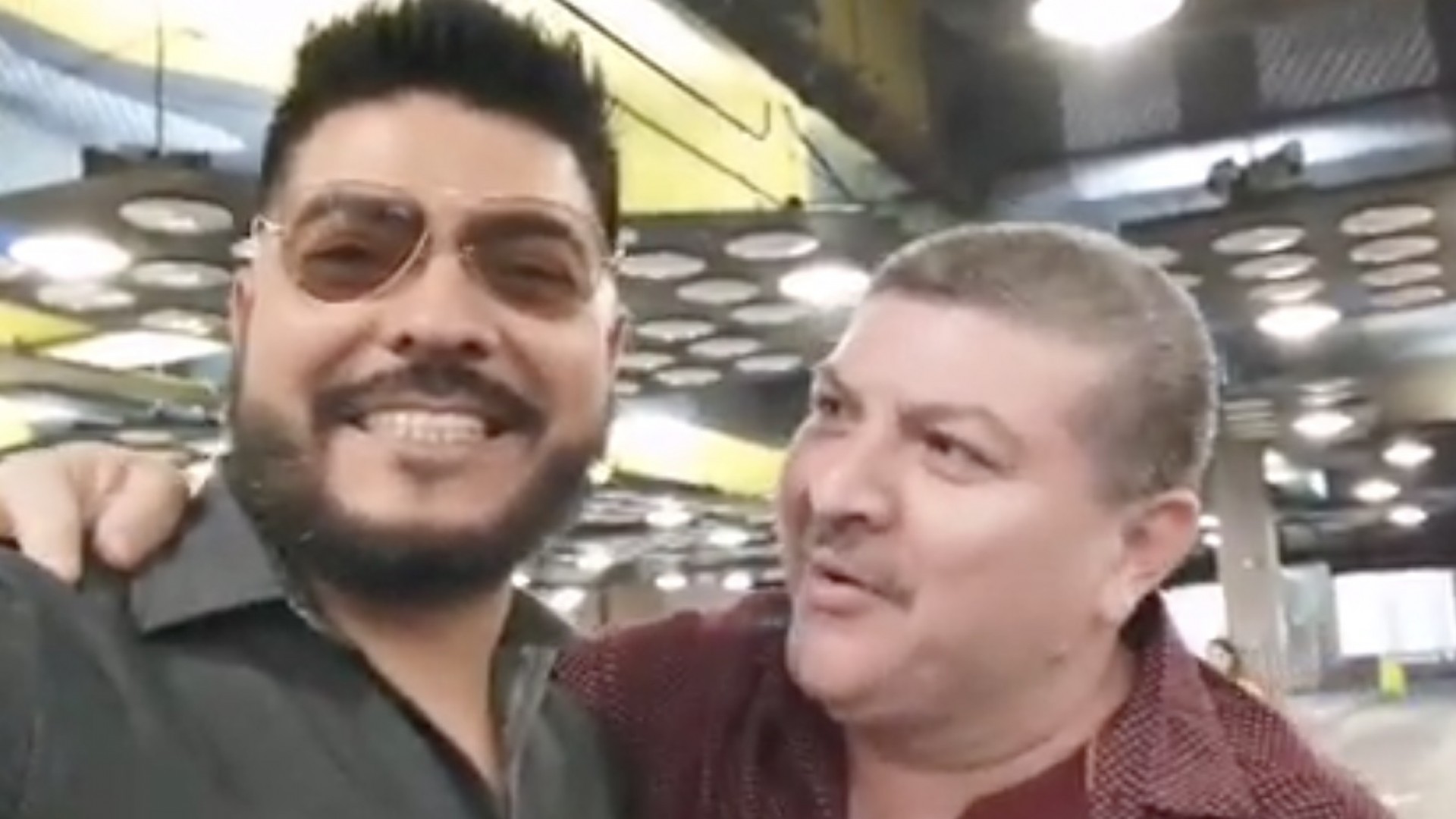 el-turky-comparte-las-primeras-aventuras-del-rolis-en-su-viaje-a-houston-video-el-show-de-ra-l-brindis-univision-radio-univision
