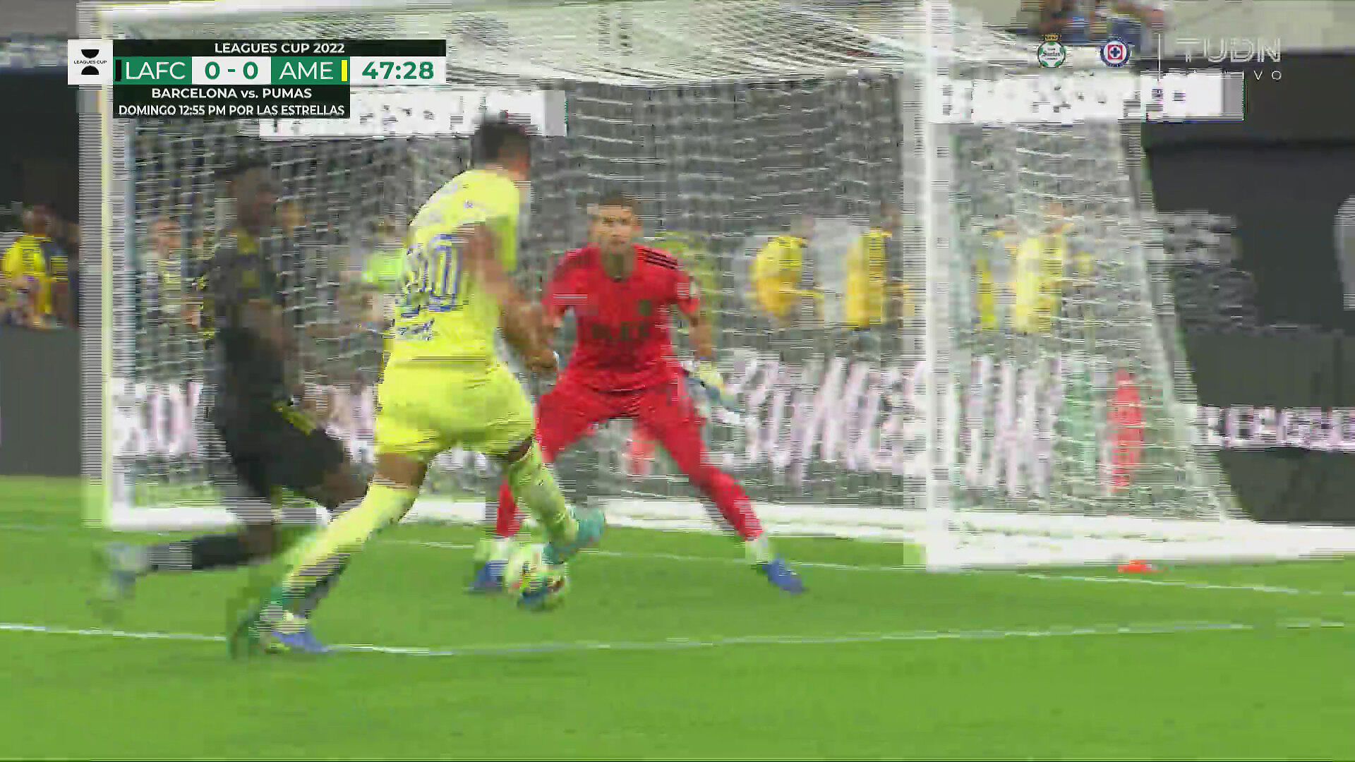 ¡Se la perdió! Román Martínez deja ir una muy clara para América TUDN