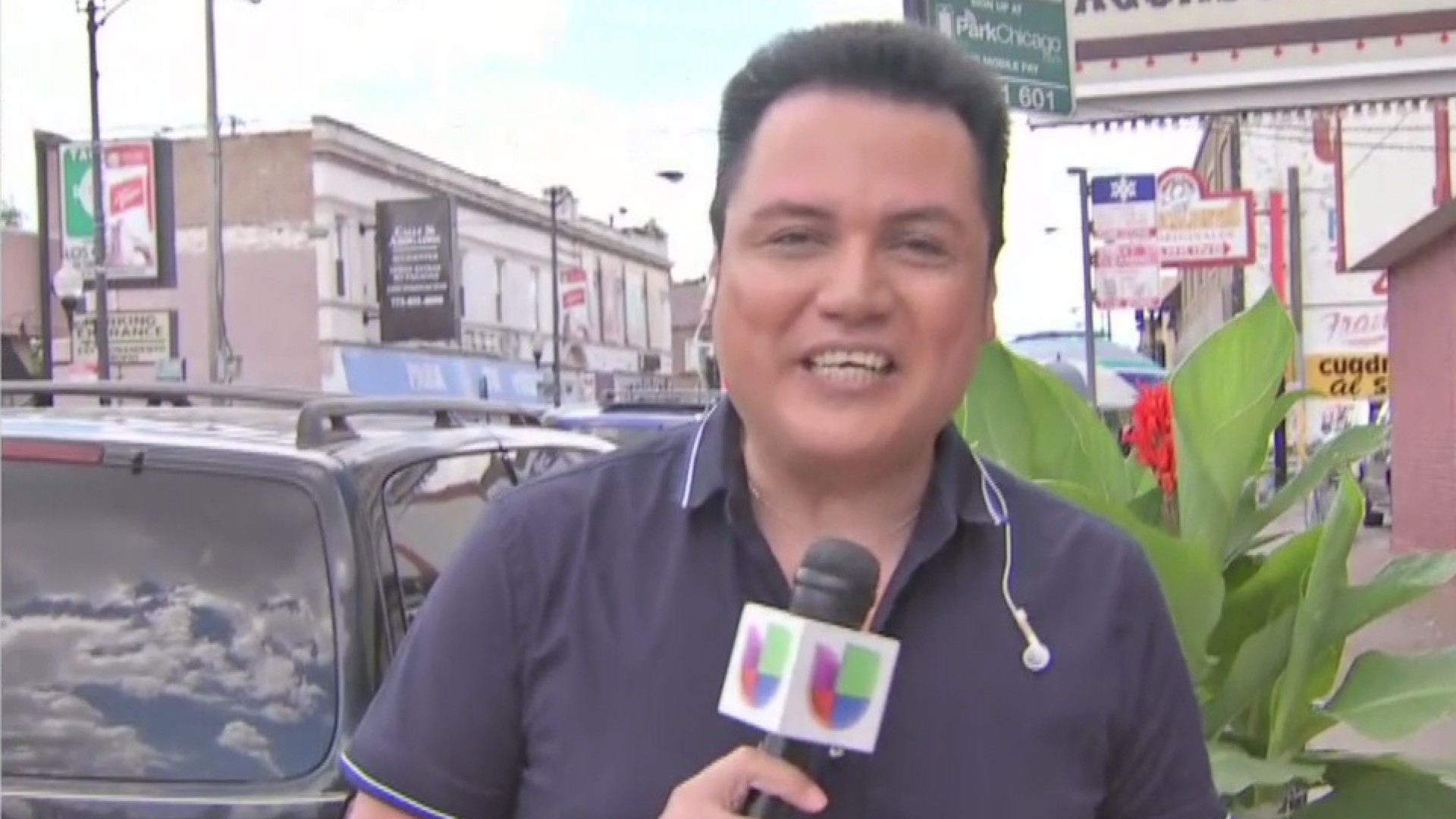 aureliano-salgado-patrull-las-calles-de-chicago-en-el-primer-d-a-de-edici-n-digital-video-univision-chicago-wgbo-univision