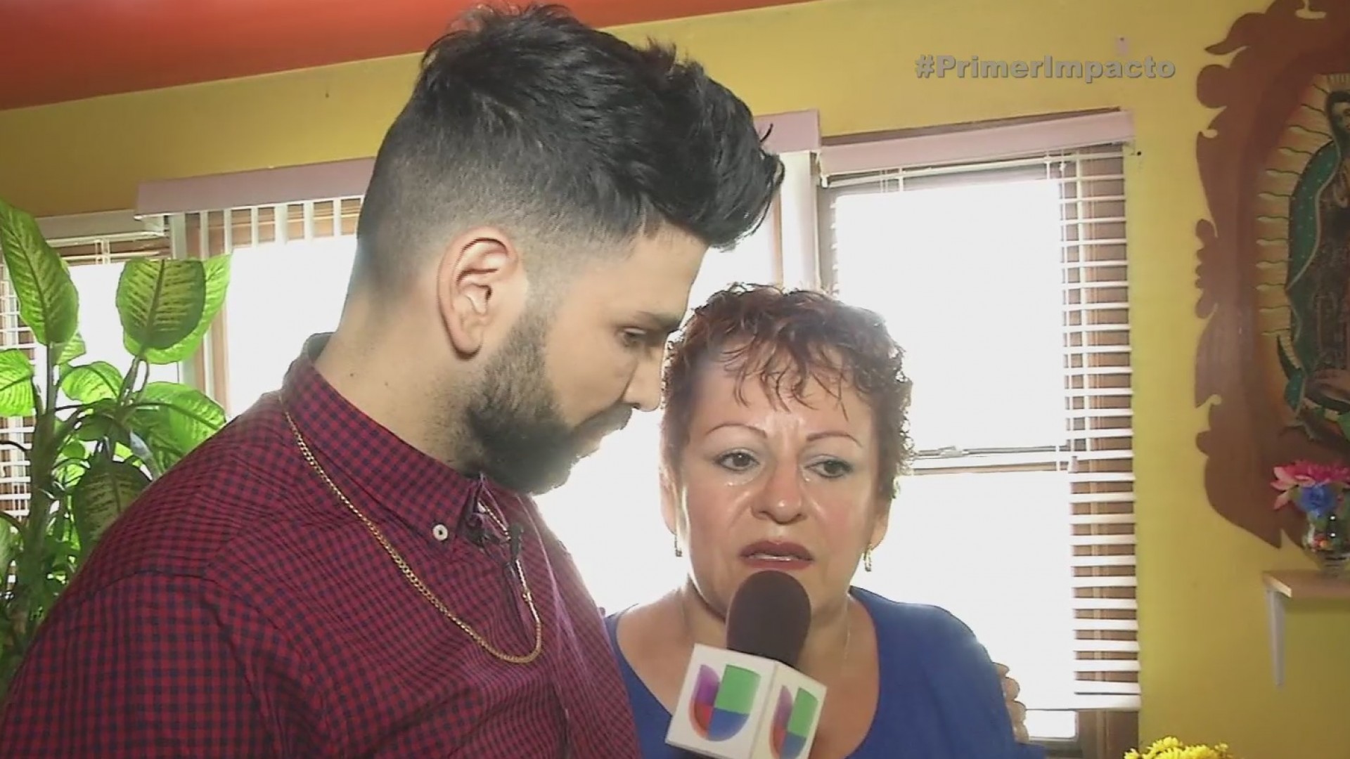 Jomari Goyso sorprende a una hispana que ha sufrido los estragos del