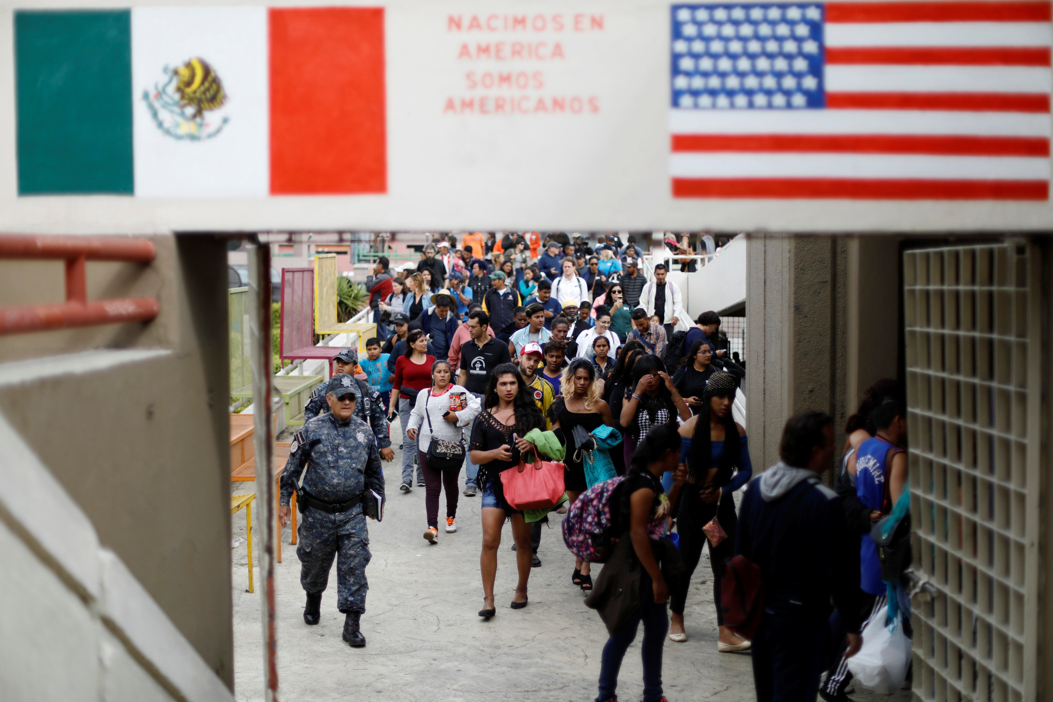 Resultado de imagen para piden asilo en estados unidos