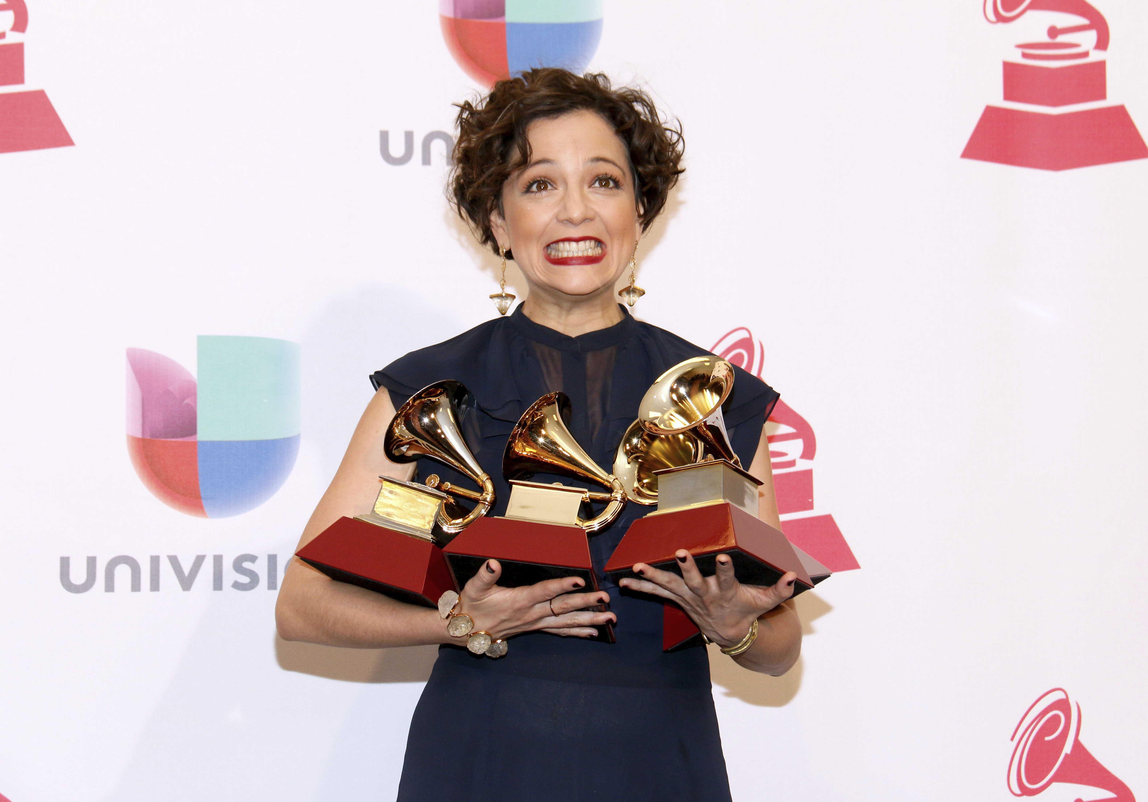 Natalia Lafourcade pretende conocer las raíces de la música mexicana Shows Hoy Univision