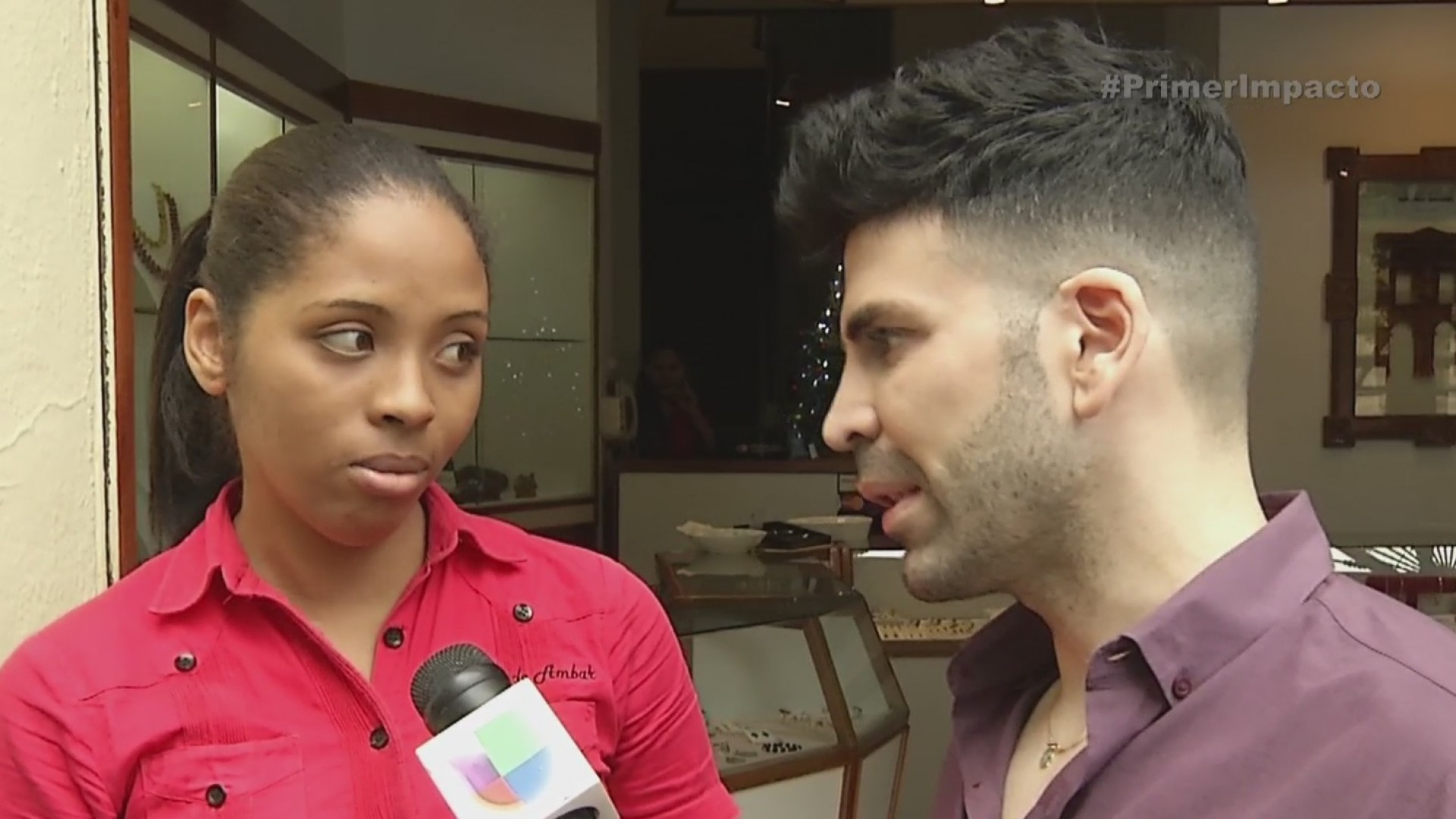 Jomari esta buscando ¿empleo? Shows Primer Impacto Univision