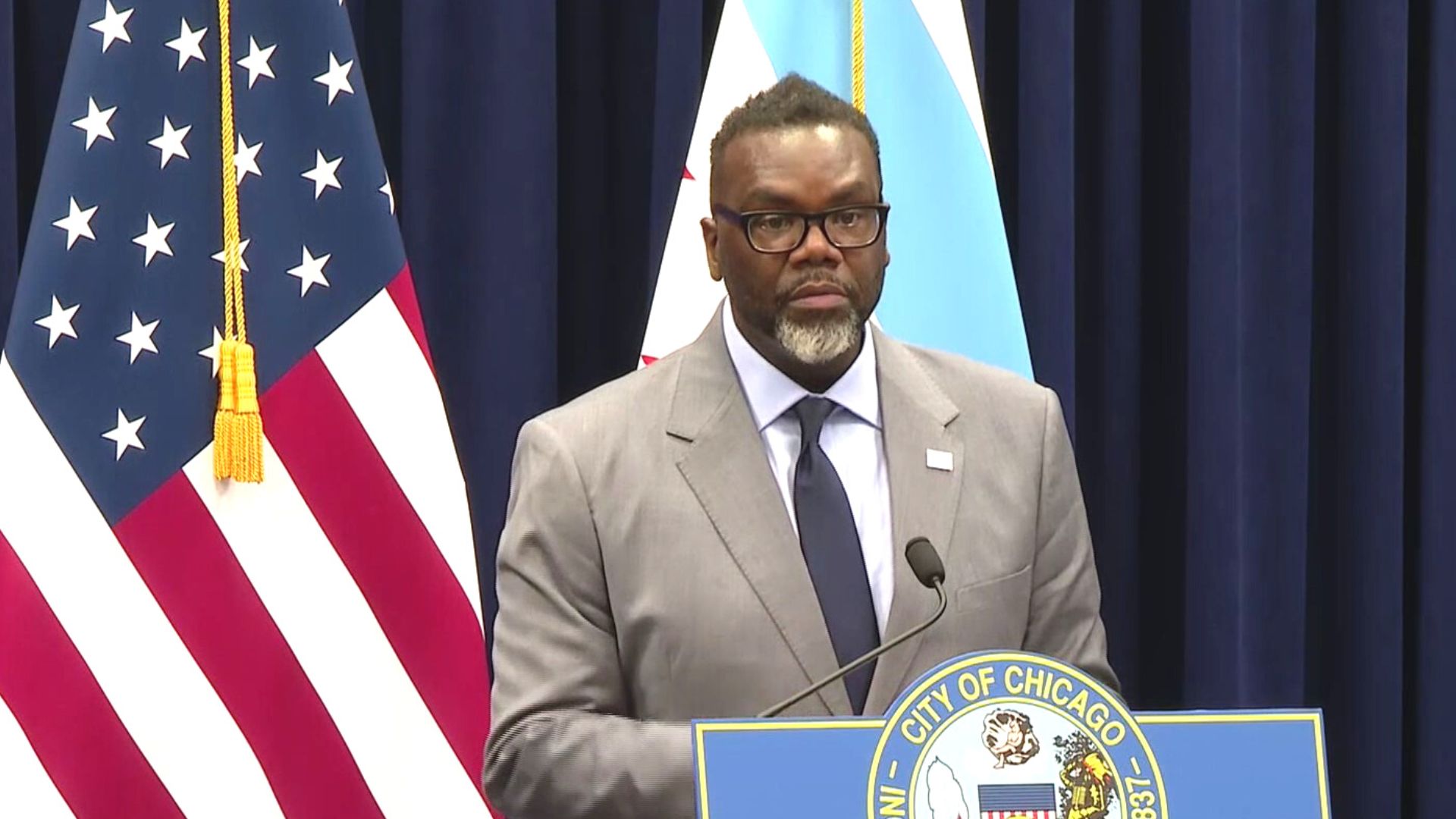 Brandon Johnson presenta su propuesta de presupuesto para 2024 en Chicago Video Univision