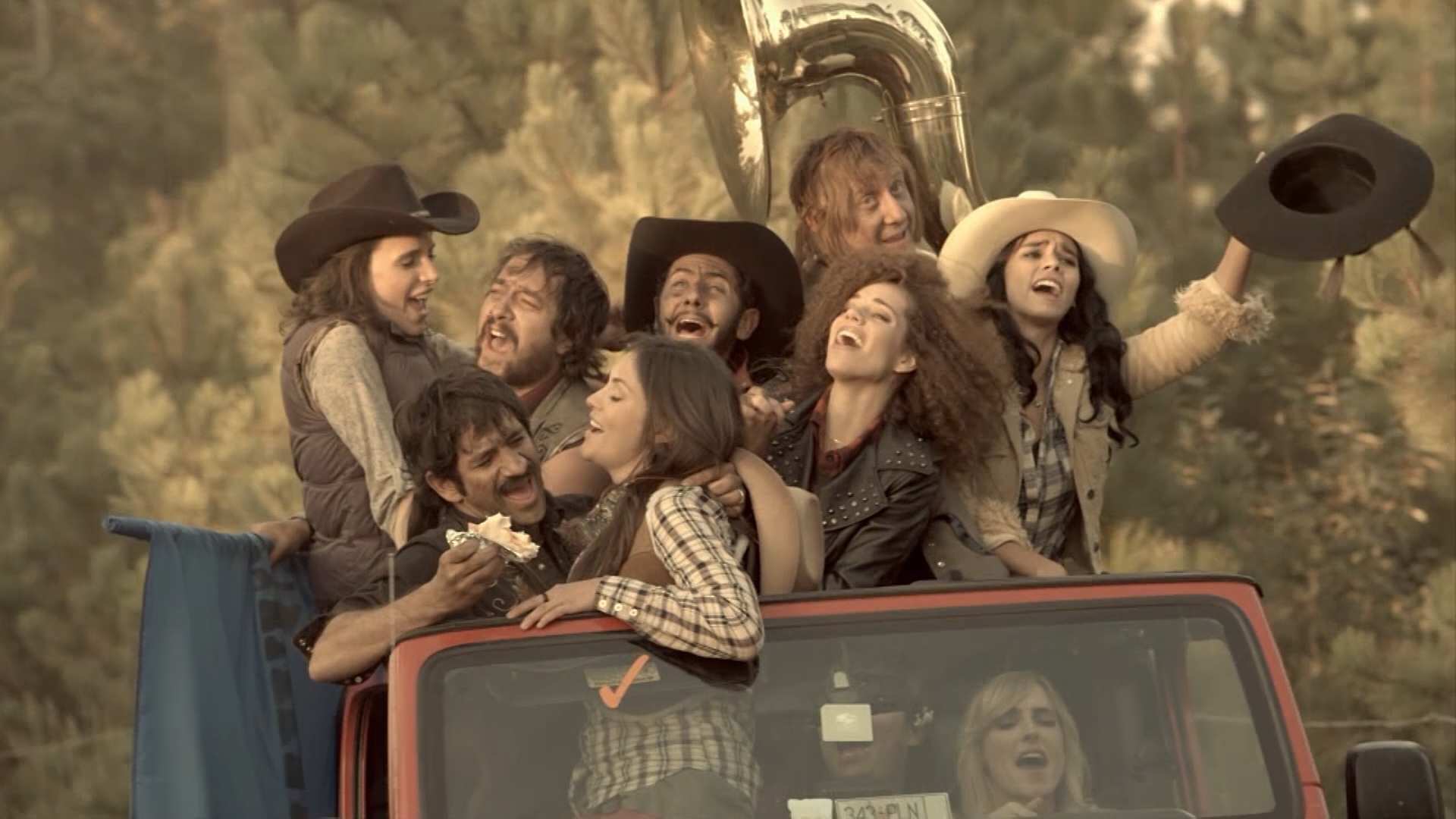 Los Héroes Del Norte Temporada 1 Capítulos Completos Resumen C13. Fanáticas al rescate | Shows Los Héroes del Norte | Canal5