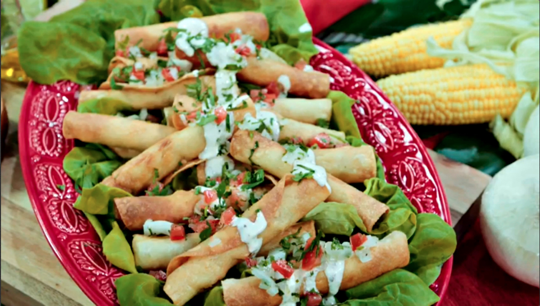 Receta de Flautas de pollo con pico de gallo fácil y delicioso
