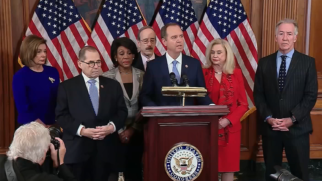 House Democrats Unveil Two Articles Of Impeachment Univision News 
