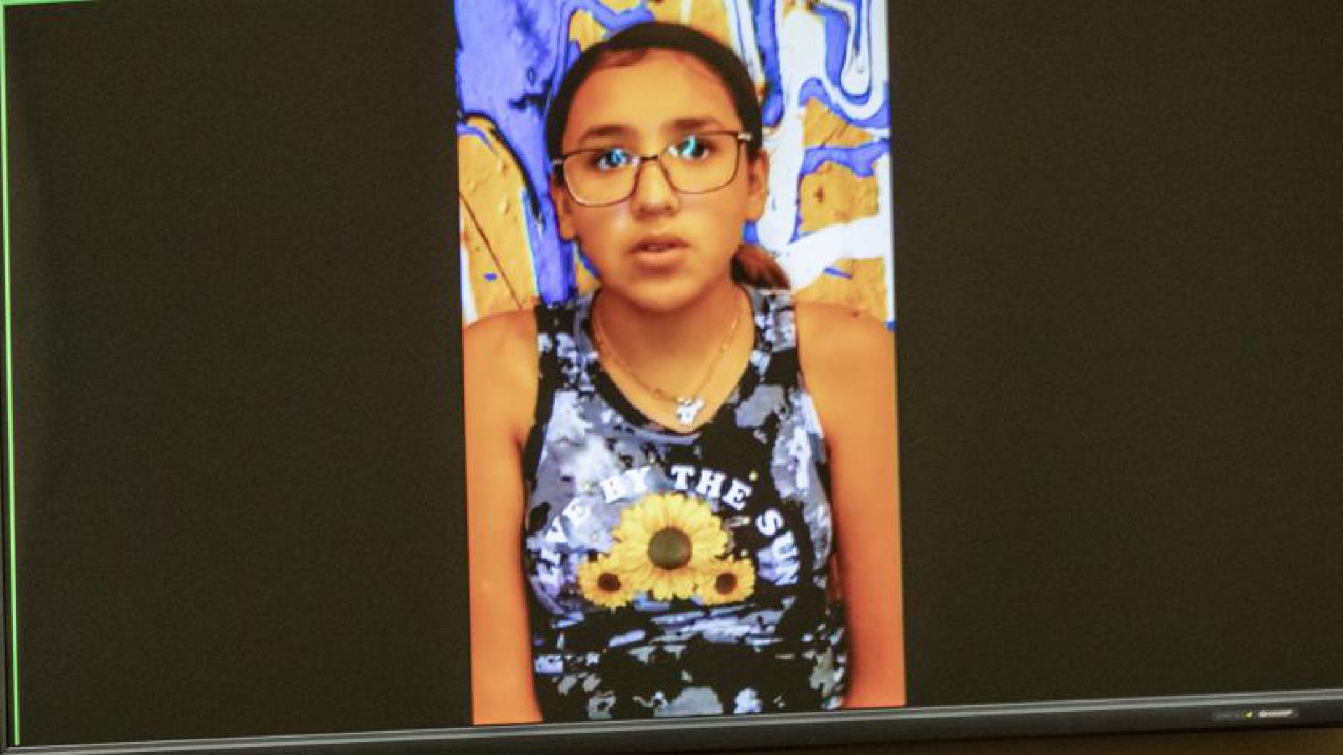 Niña sobreviviente de tiroteo en Uvalde narra que se untó de sangre de