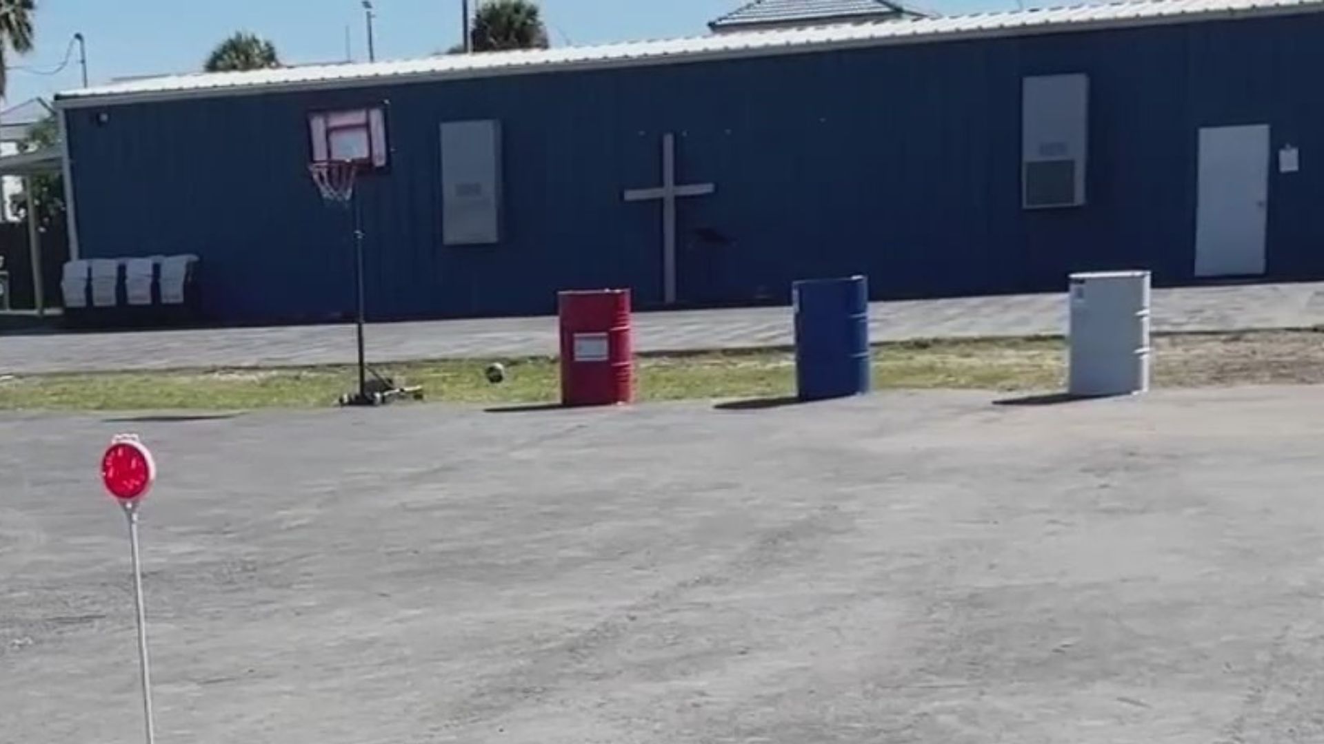 Condado de Orange impone orden judicial por edificios inseguros en