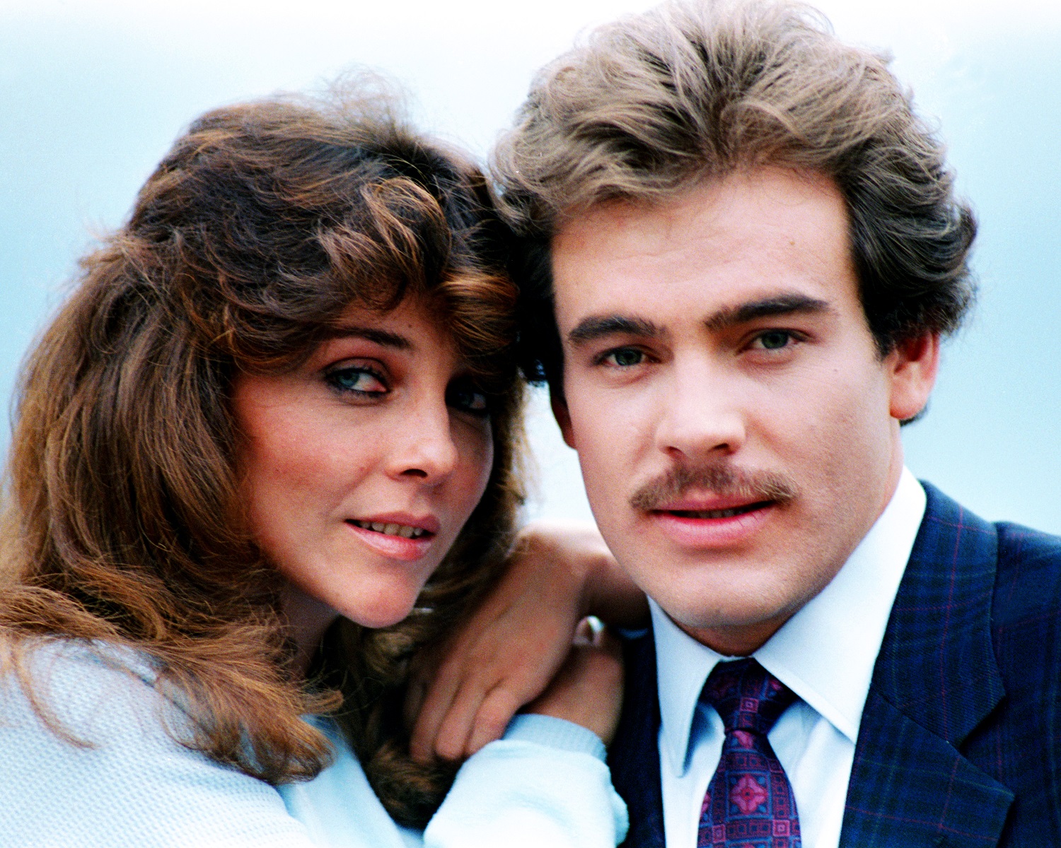 A 33 años de su primera transmisión, Rosa salvaje triunfa como Telenovela  consentida en Premios tln | Las Estrellas Home Lo Último | Las Estrellas