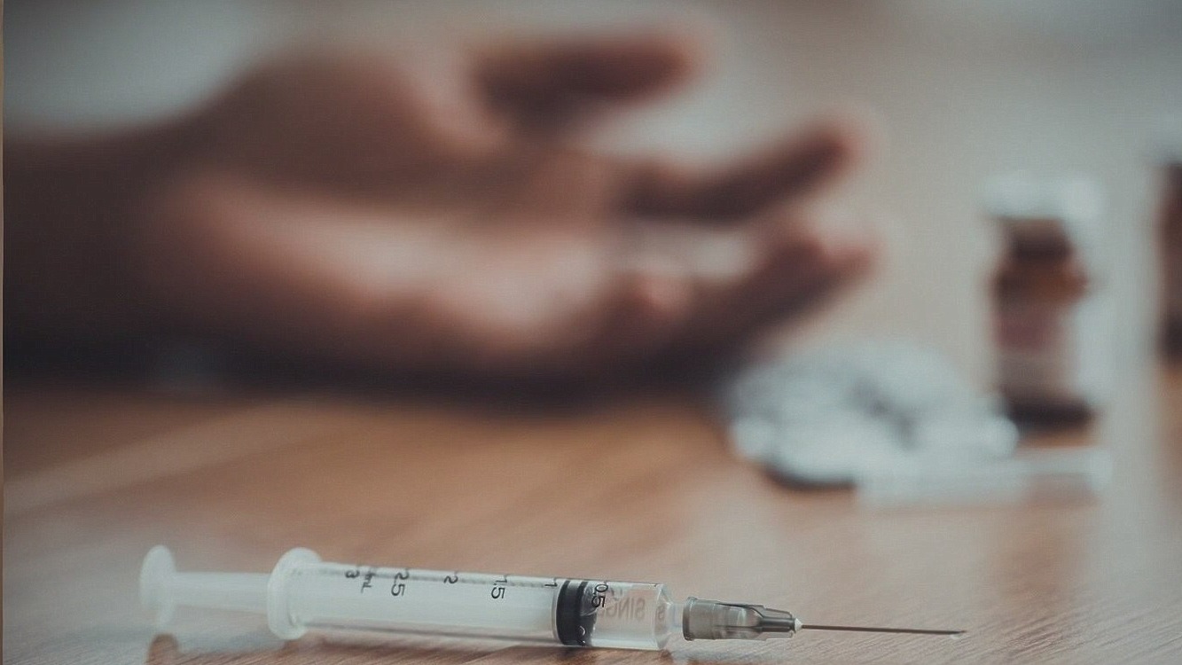 Las sobredosis de opioides son casi el doble entre hispanos respecto al