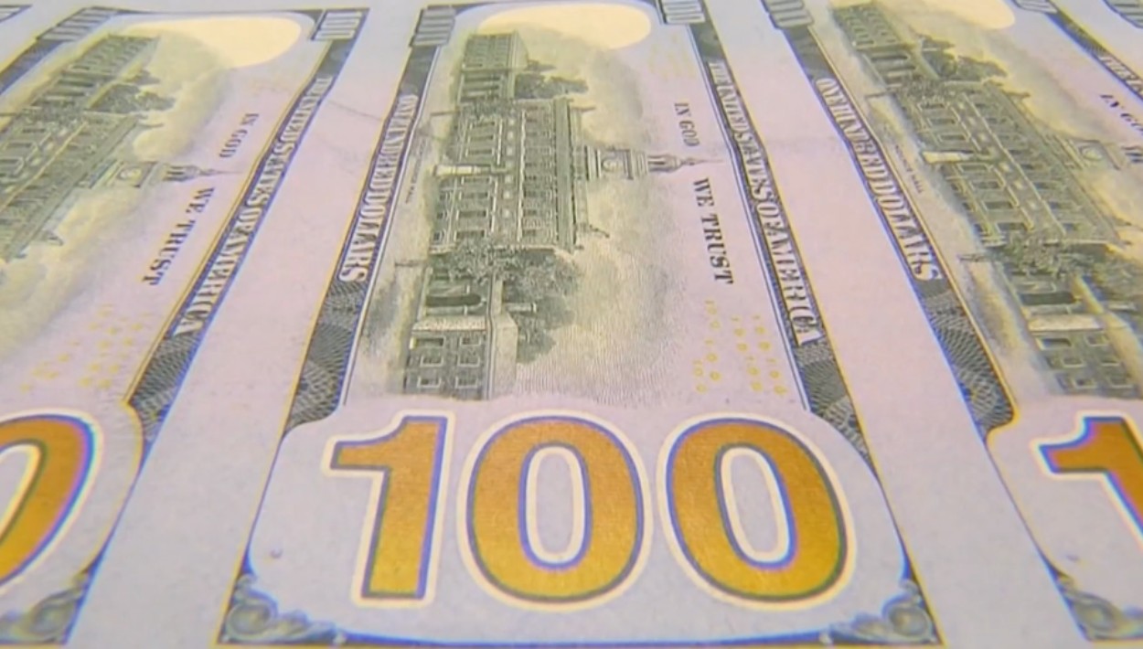 Ganó 2,040 millones de dólares en