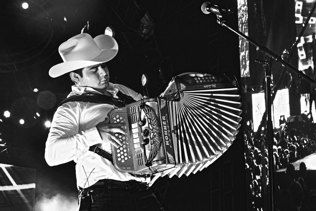 'El Zoológico' le da otro éxito musical a Alfredo Olivas Shows