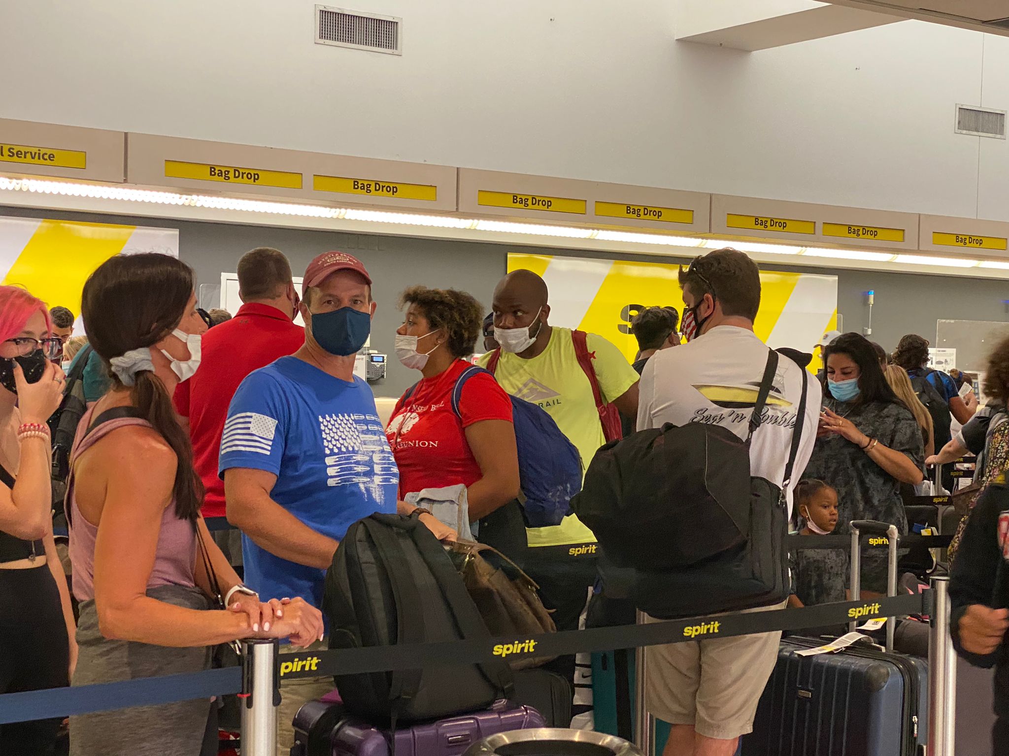 Aerolíneas American Airlines y Spirit cancelan vuelos en el norte de Texas  | Univision 23 Dallas Ft. Worth KUVN | Univision