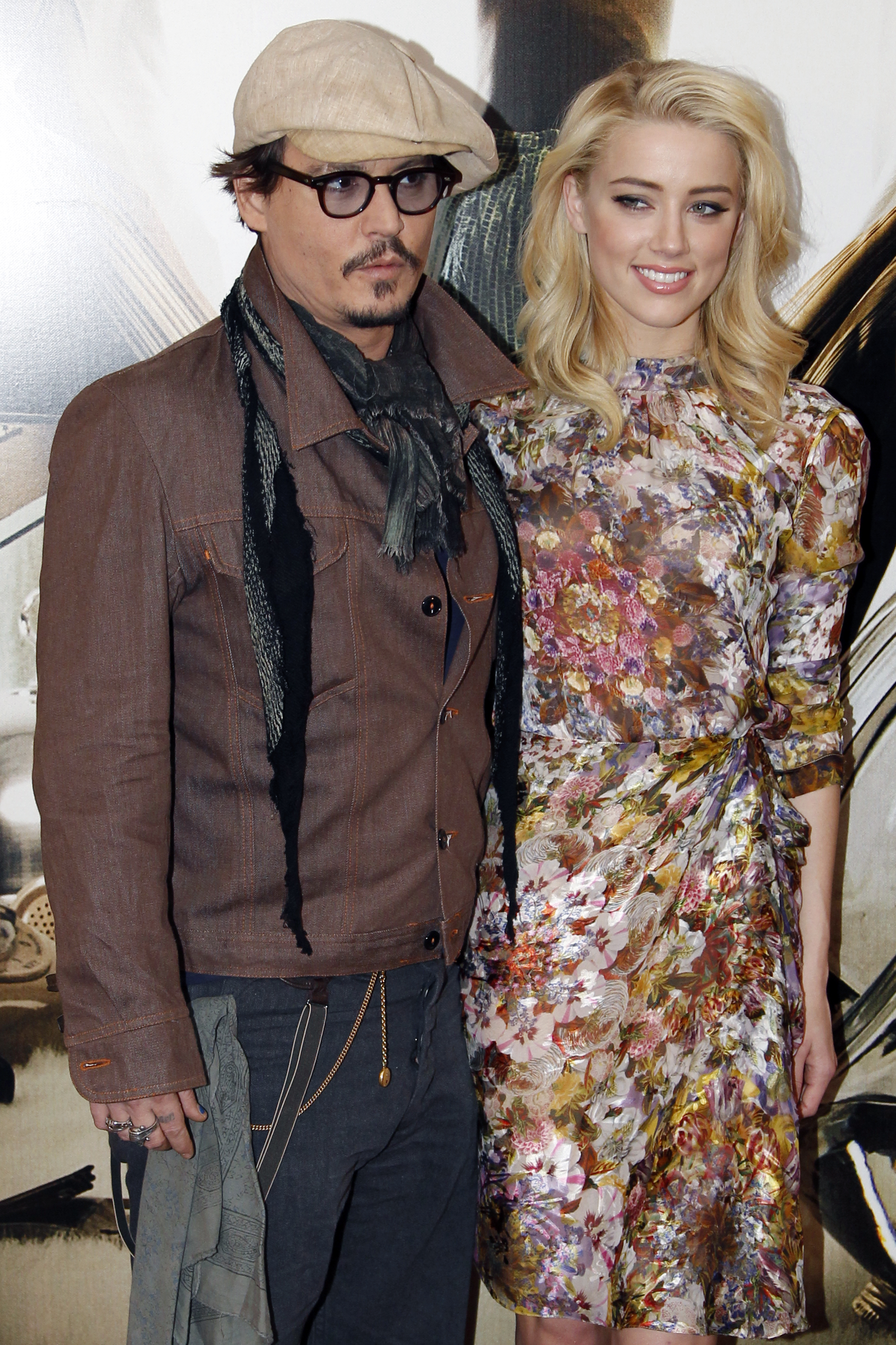 Juicio Johnny Depp: Kate Moss da revés a Amber Heard y aclara si él la  empujó por las escaleras | Univision Famosos | Univision, image size:3264x4896