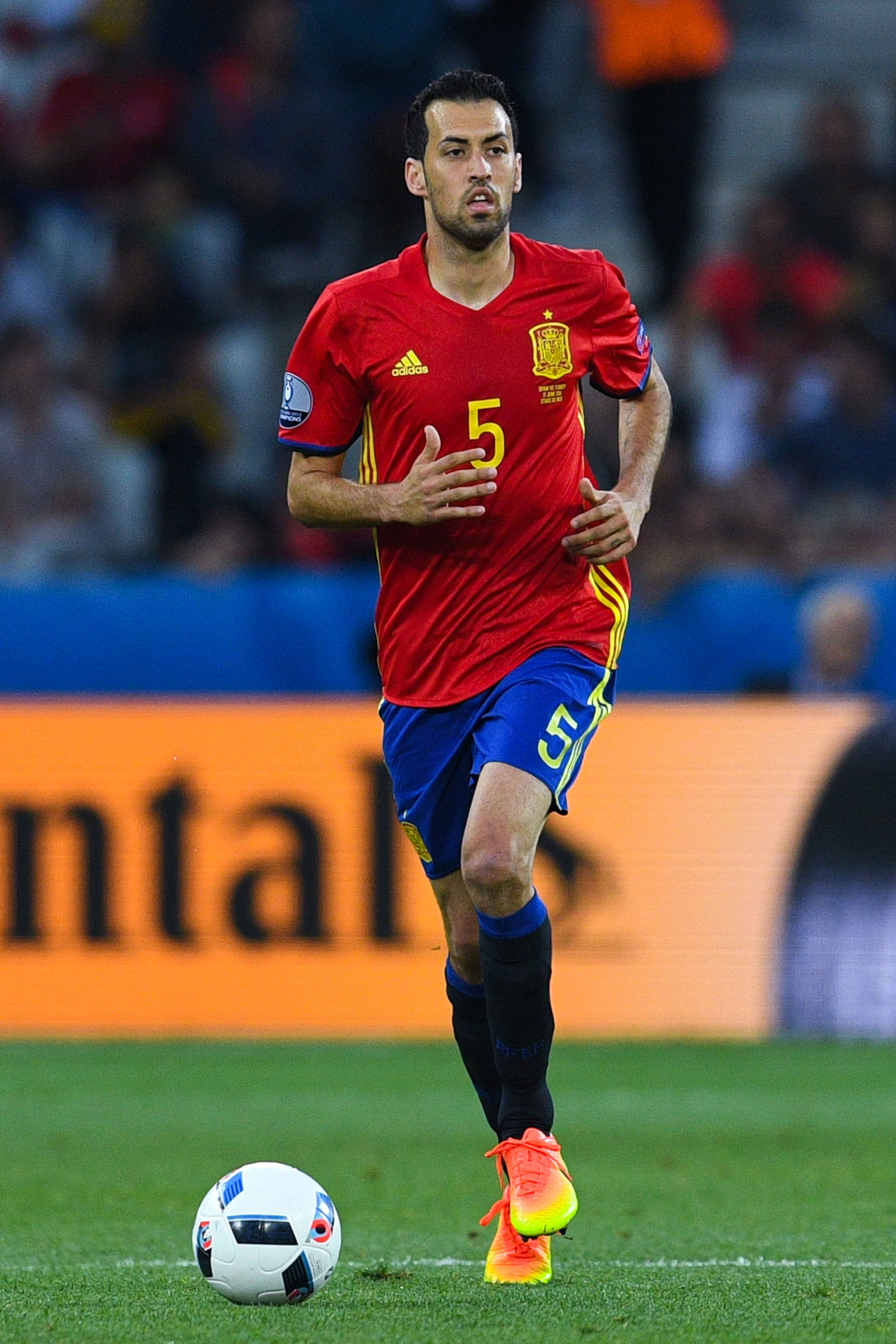 Sergio Busquets "Más que optimistas o pesimistas, hay que ser realistas" Deportes UEFA Euro