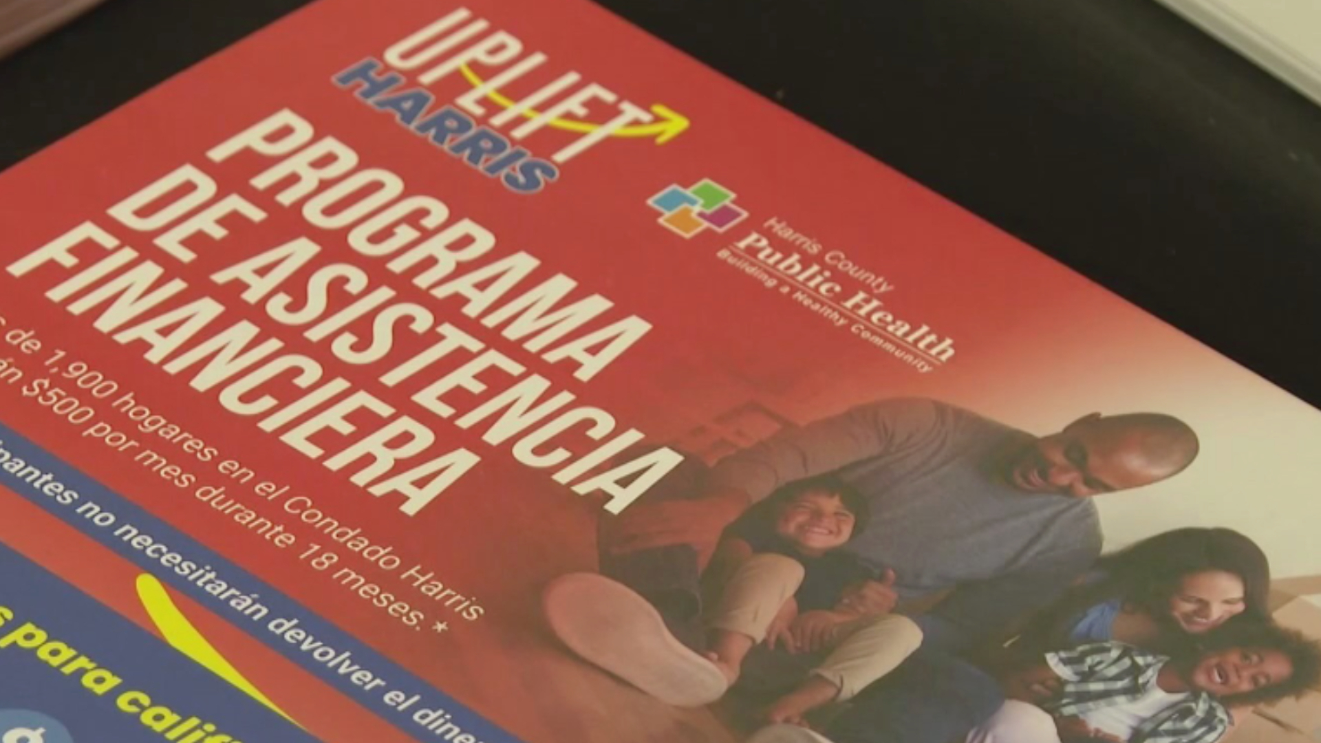 Procurador general de Texas, Ken Paxton, demanda al condado Harris por