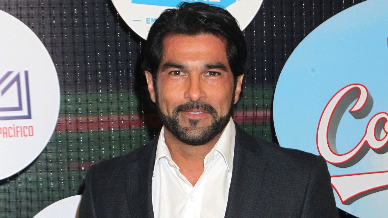 Arturo Carmona impresionó a fans y famosos con una foto de su hermano