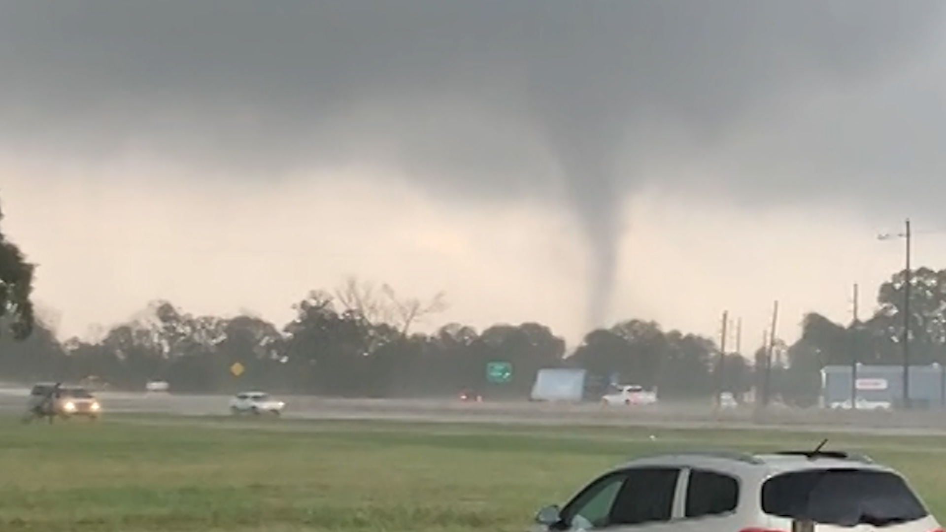 Tormenta invernal así se vieron los poderosos tornados en Louisiana