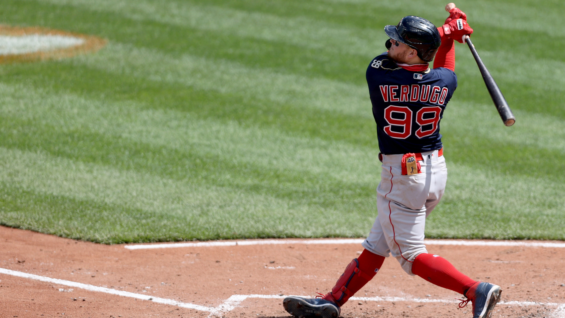 Alex Verdugo, primer mexicano en conectar home run esta campaña