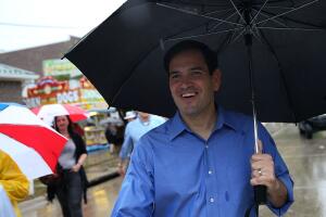 Marco Rubio durante picnic familiar en Iowa