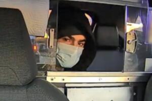 nuevas fotos presunto asesino CEO UnitedHealthcare Brian Thompson taxi Nueva York