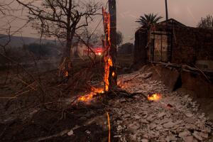 US-WILDFIRES-CALIFORNIA