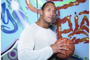Dwayne Johnson 'The Rock' con cabello