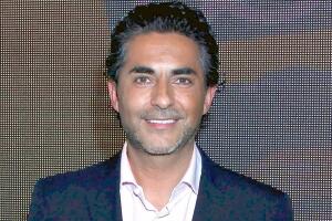  Raúl Araiza regresa a las telenovelas con ‘Un papá a toda madre’