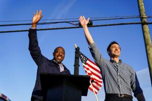 Jon Ossoff y Raphael Warnock 