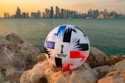 Espectaculares Los Balones A Traves De La Historia En El Mundial De Clubes Deportes Fifa Mundial De Clubes Tudn Univision