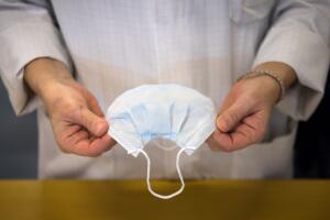 TOPSHOT-FRANCE-HEALTH-VIRUS-CHINA