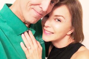 Laura Flores novio Matthew Flannery