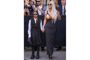 north-west-kim-kardashian-semana-de-moda-paris-2022.png