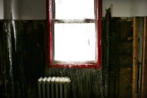 Rockaways' Residents Still Struggle Through Sandy Recovery Efforts As Fierce Winter Cold Snap Affects Area