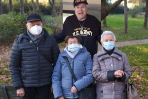 Martin Adler veterano junto a los niños Naldi.
