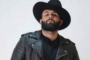 Carin León actuará en la Premiere del Latin GRAMMY