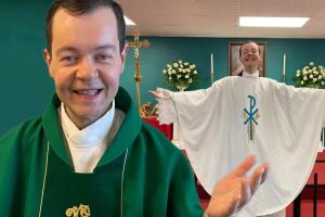 1. El cura Adam Kotas, conocido por sus chistes en redes sociales, ya no es sacerdote católico.
2. Por ello ya no puede oficiar misas de esta religión ni impartir sacramentos a católicos.
3. Ahora se ha unido a la Iglesia Luterana en los Estados Unidos.
4. La Diócesis de Santa Rosa confirmó que Kotas fue reducido al estado laico por el Papa Francisco.
5. El  el 18 de diciembre de 2023 se emitió el decreto de destitución del estado clerical para Kotas.