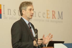 Swiss Re-thomas-holzheu