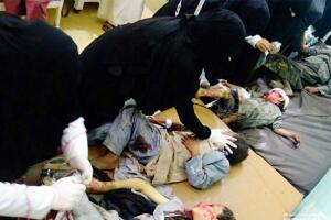 Decenas de muertos y heridos por bombardeo contra un bus con niños en Yemen