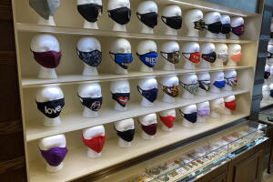 covid_store_heads_02.jpeg