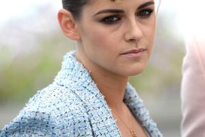 kristen-stewart-cannes1.jpg