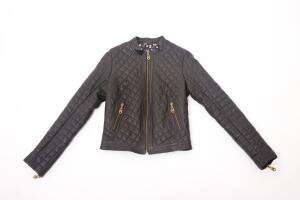 Campera de cuero Las Pepas.JPG