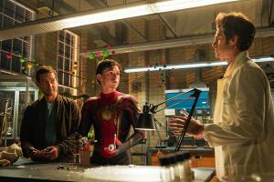 No-Way-Home-Holland-Maguire-Garfield-Lab-Scene-Imagenes.jpg