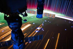 ISS_TimeLapse_colores.jpg