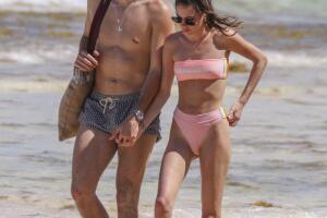 PREMIUM EXC Tini Stoessel y Sebastián Yatra
