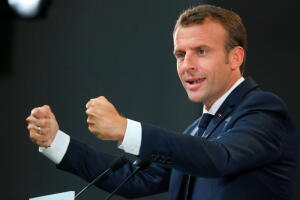 El presidente Emmanuel Macron habla en un encuentro con la comunidad francesa en Quebec.