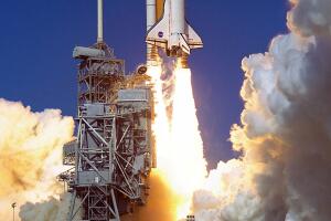 Shuttle lifts off with Sen. Glenn aboard