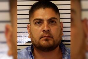 pistachio thief2.jpg