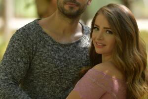 Sandra Itzel y Adrián Di Monte